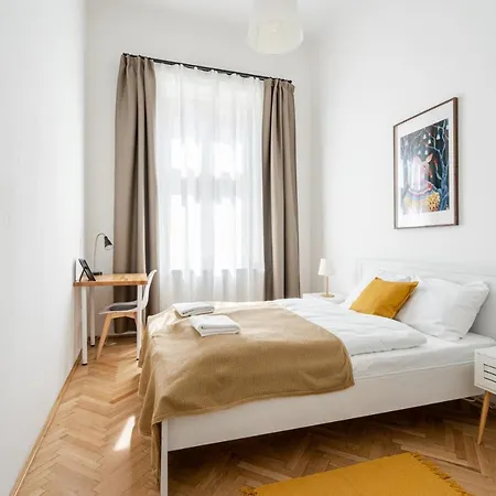 Sunny Colors Budapest