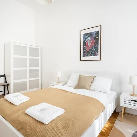 Apartman Sunny Colors